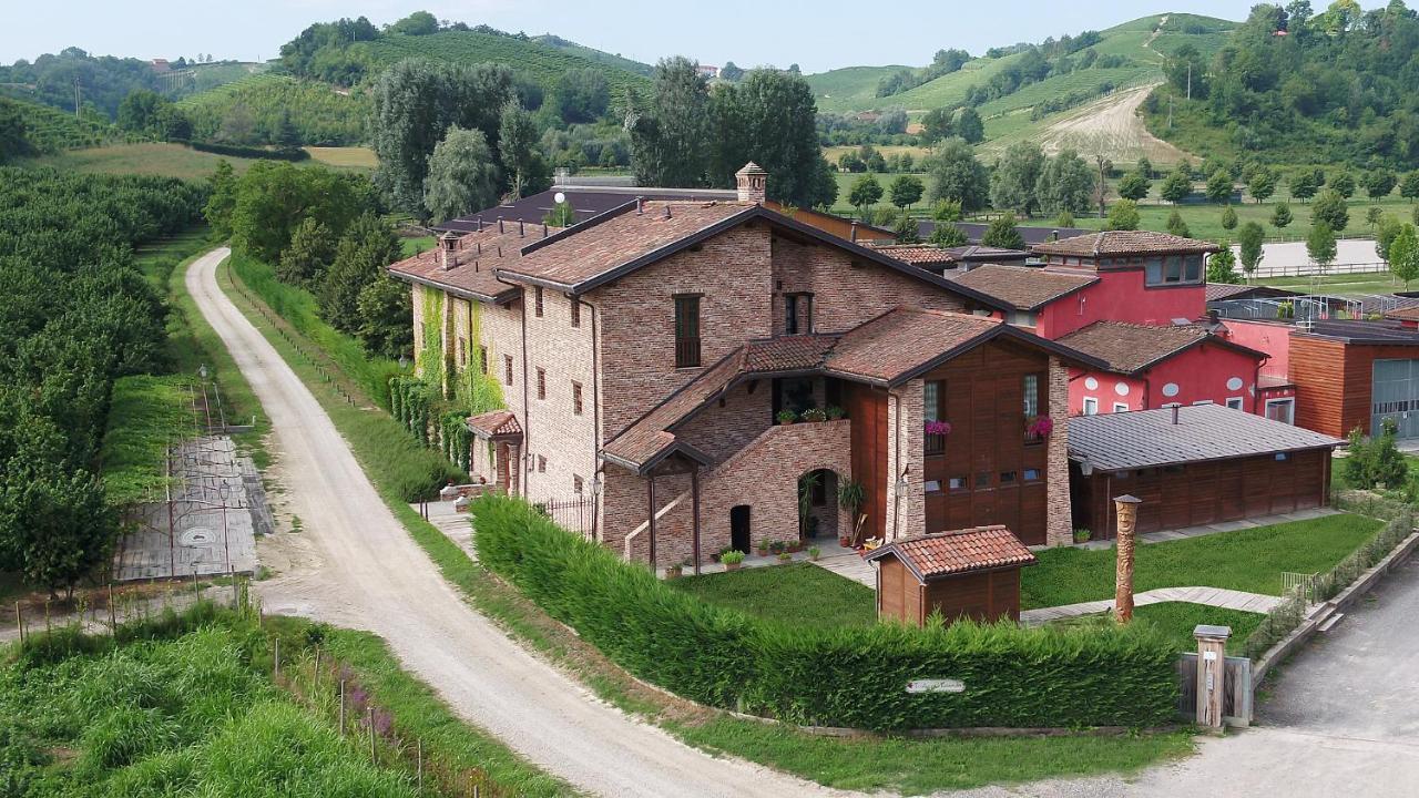 Agriturismo Malabaila Канале Екстериор снимка